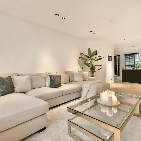Urban Oasis Loft - Апартаменты *